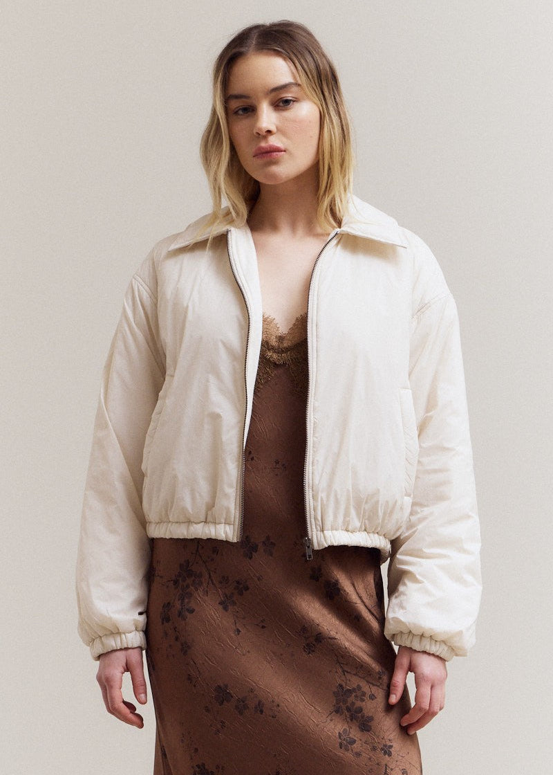 ZIP UP OUTERWEAR