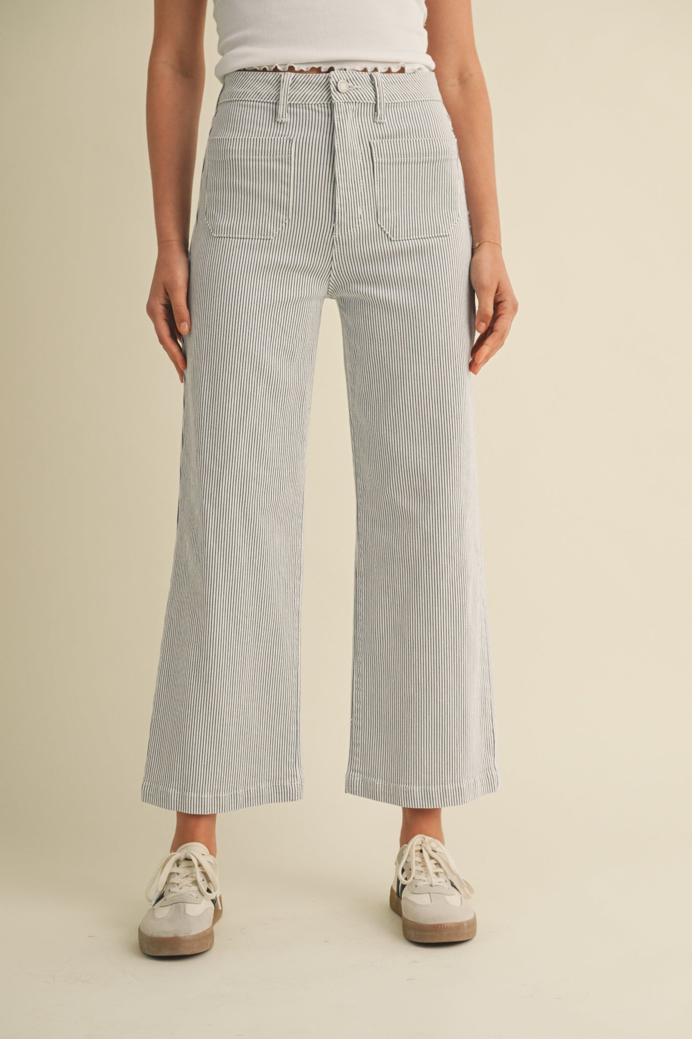 STRIPED PATCH POCKET JEANS