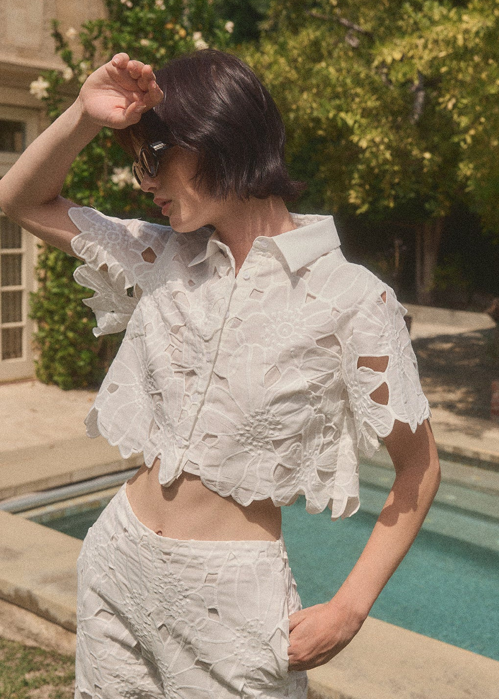MARIZZA FLORAL EYELET TOP