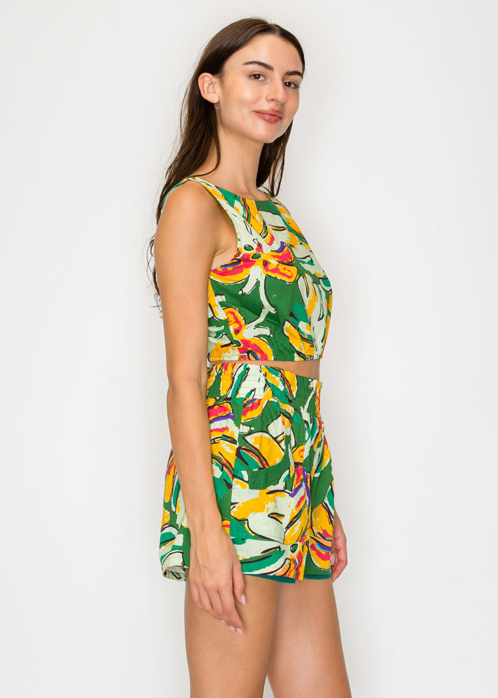 ARIELLA SLEEVELESS CROP TOP