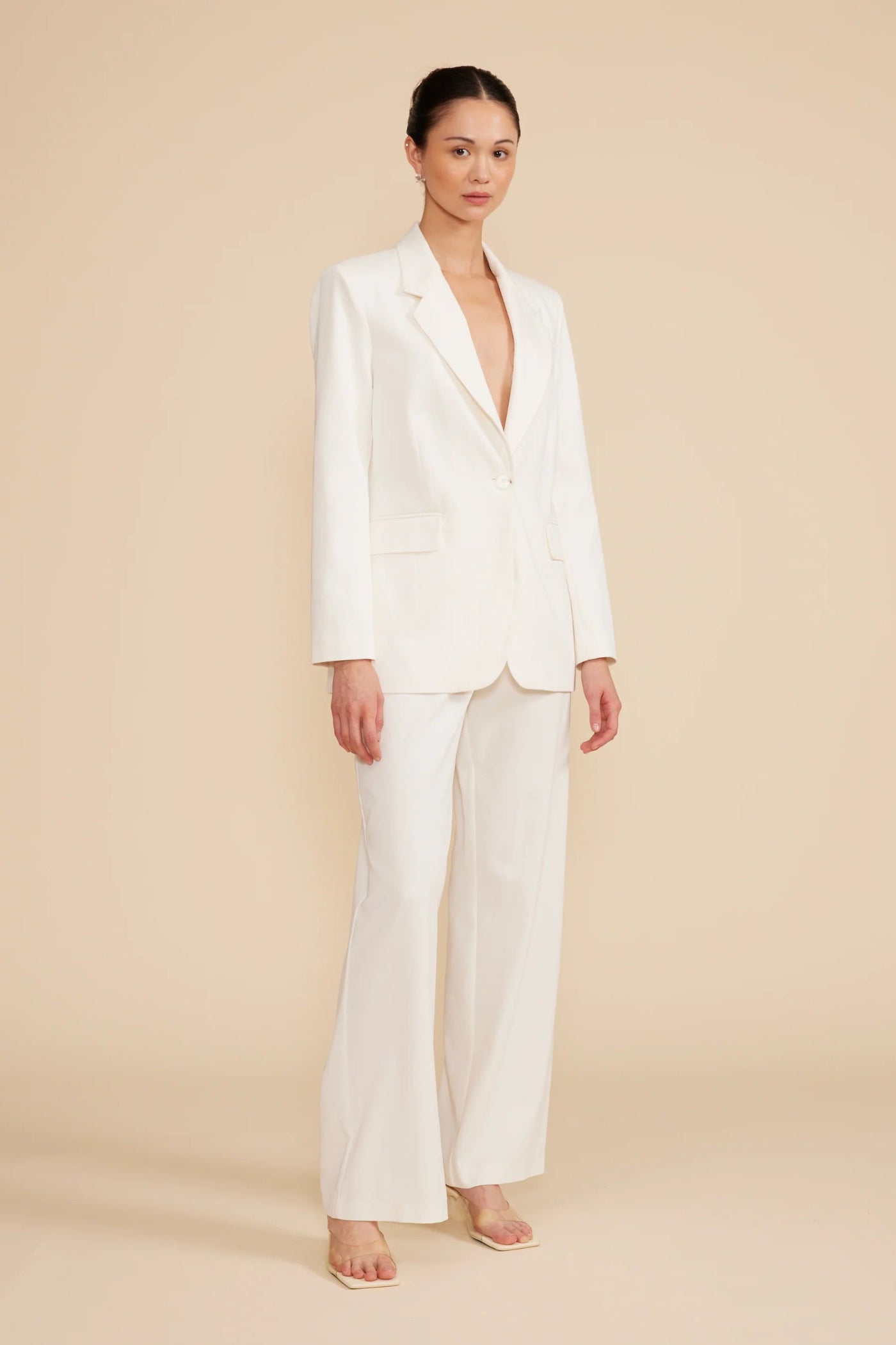 LUCY PARIS TARA CUPRO BLAZER – TIMELESS WHITE BLAZER  COLLAR AND DEEP V NECKLINE